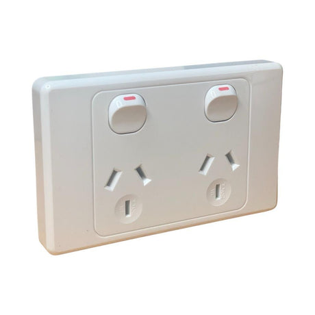 POWER POINT DOUBLE 10A DOUBLE POLE (C/W face plate). P2D