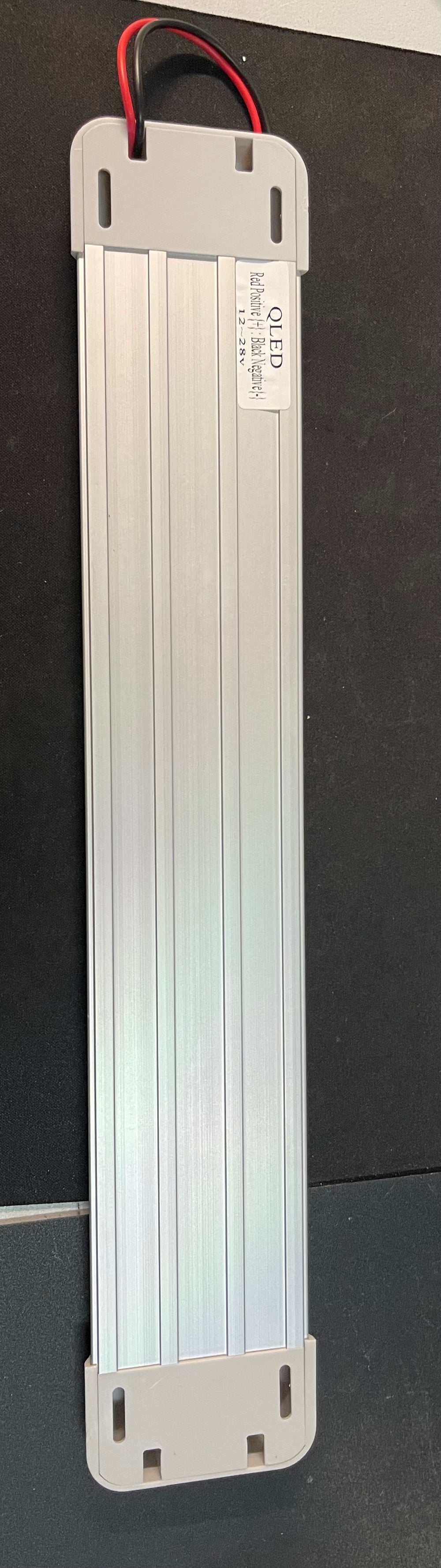 LED CW STRIP LIGHT + SWITCH