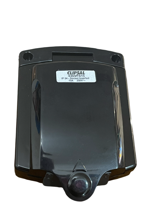 CLIPSAL BLACK EXTERNAL 15AMP POWER INLET. CLI435VFS15BK