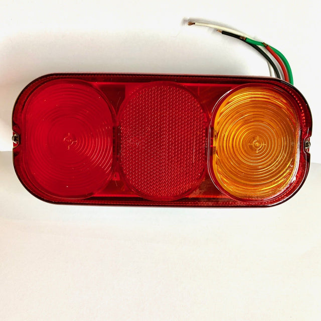 SUBMERSIBLE TAIL LIGHT (RH) WHITE